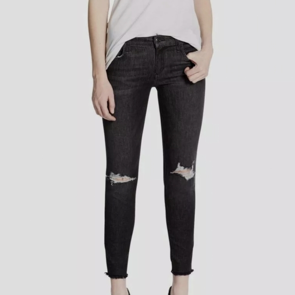Joe's Jeans Finn Skinny Mid-Rise Distressed Raw Hem Elden Black Wash size 30 - Picture 1 of 12
